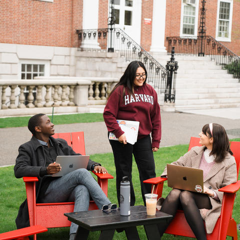Students in Radcliff Yard